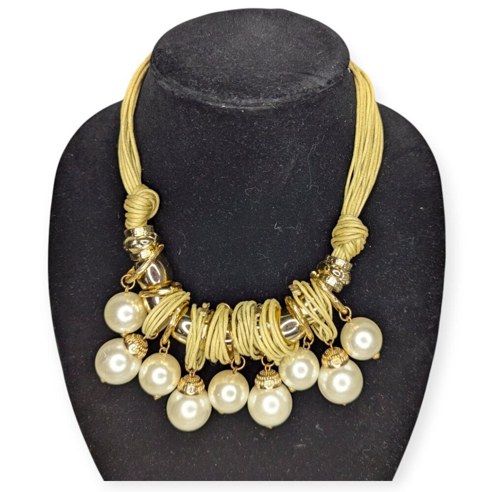Vintage Gold Tone & Oversized Faux Pearl Bib Statement Necklace Costume Jewelry